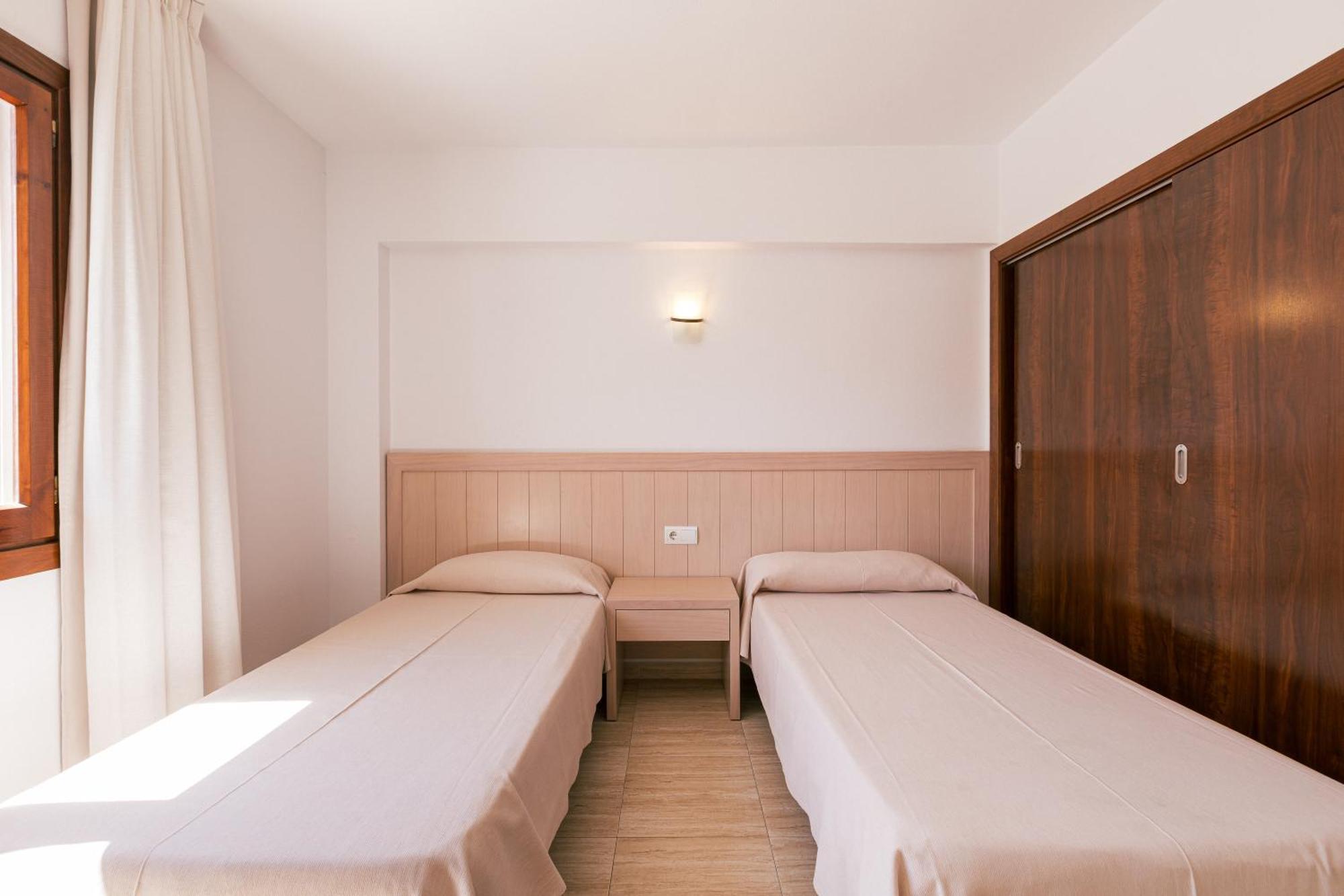 Vistamar I - Mc Apartments Ibiza ปลายาเดนบอสซา ภายนอก รูปภาพ